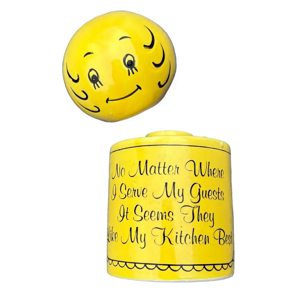 Enesco Kitschy Kitchen Salt and Pepper Stackable Shaker Set